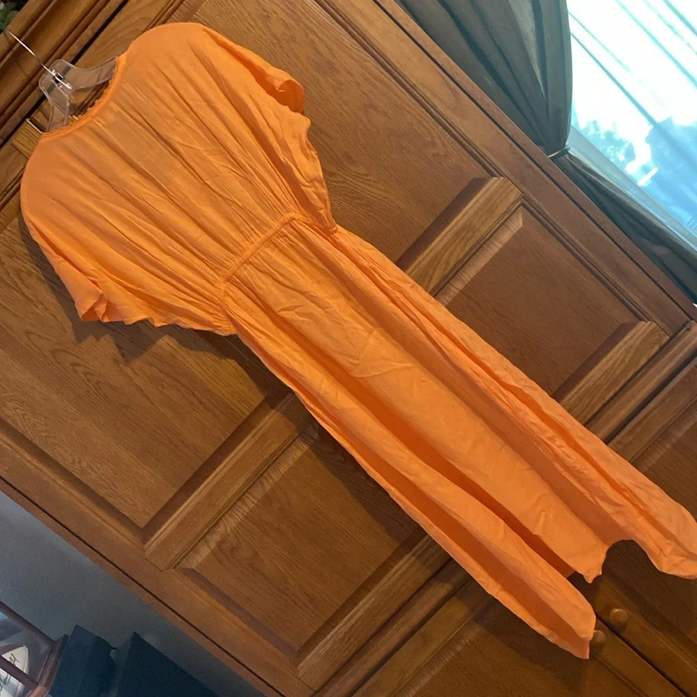 Chic Connection Dress. - Picture 5 of 6